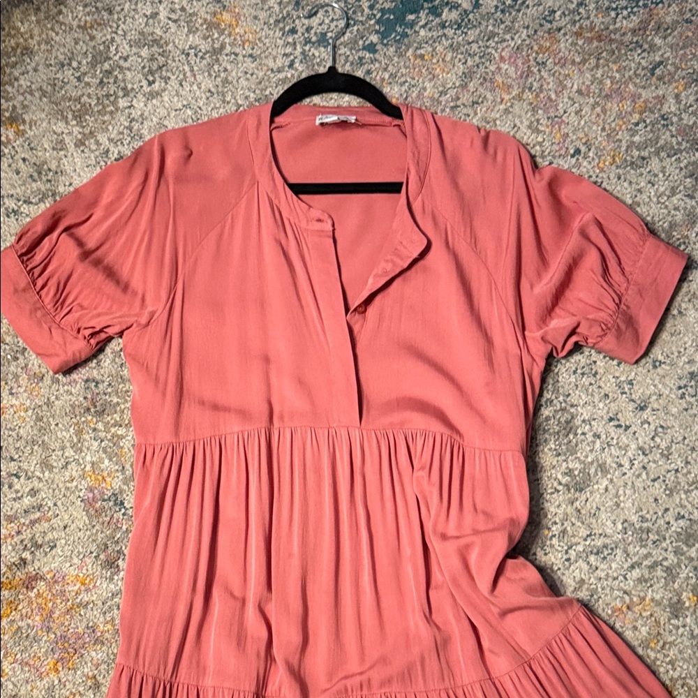 Wonderly Coral Maxi Dress - Picture 3 of 9